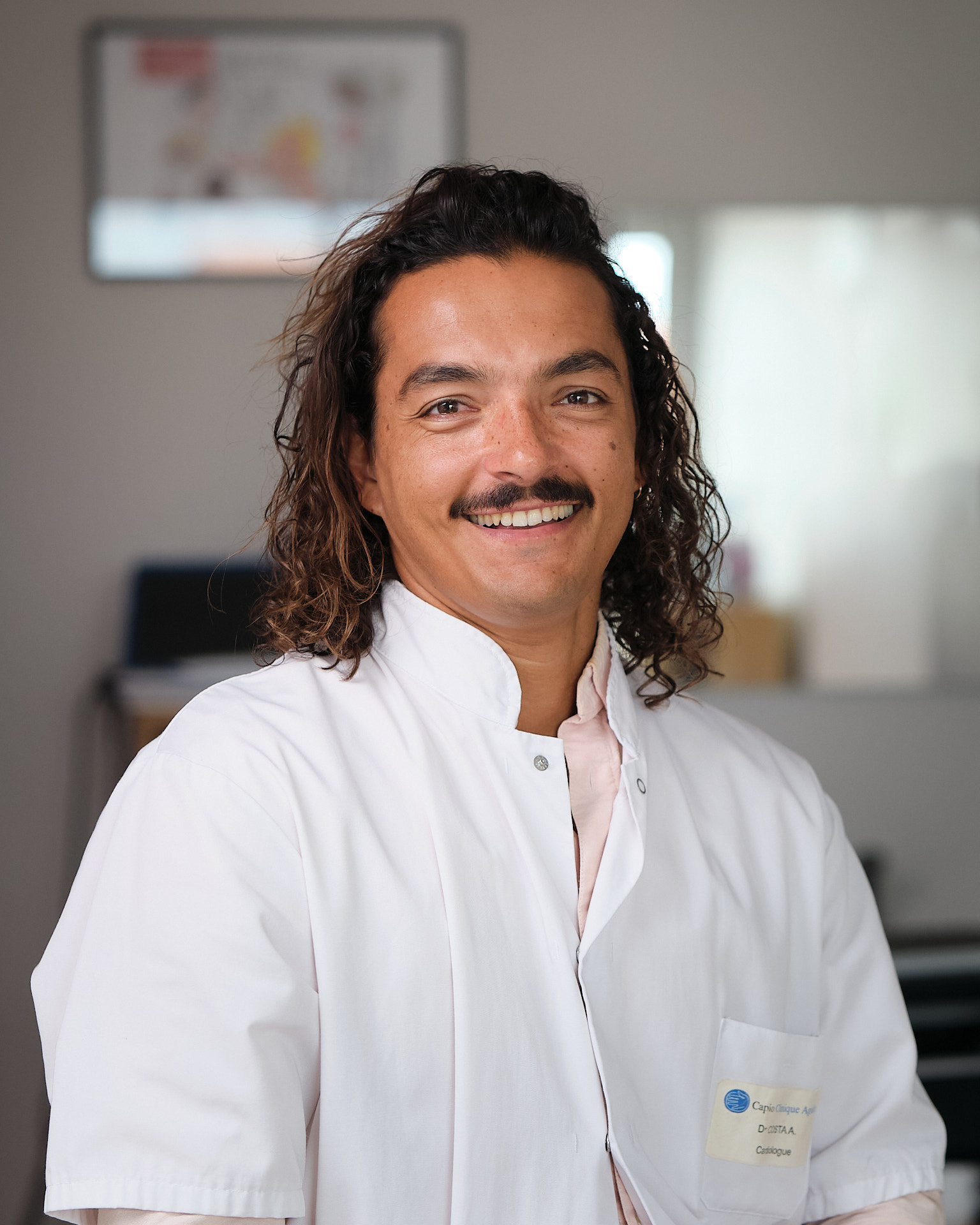 Dr Costa