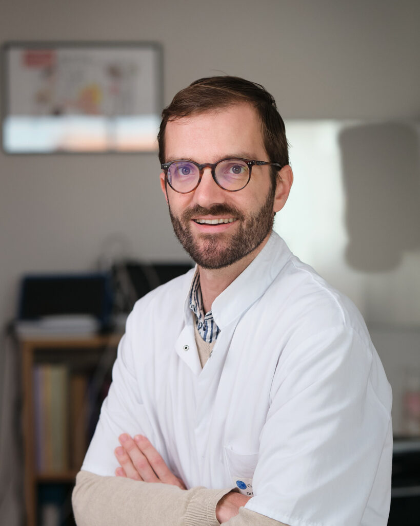 Dr De St Trivier